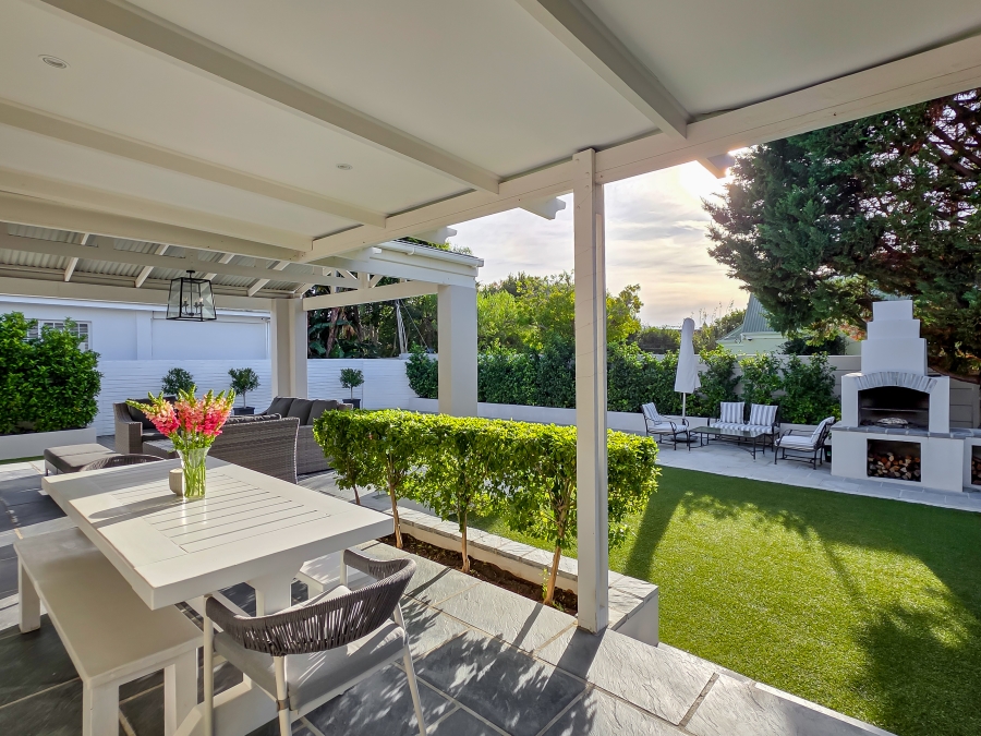 3 Bedroom Property for Sale in Constantia Western Cape